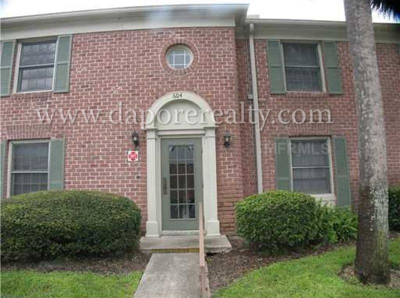 1st image of 604 Georgetown B Dr
