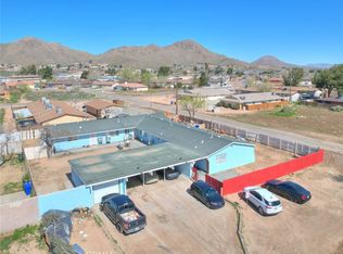 15534 Tonekai Rd, Apple Valley, CA 92307