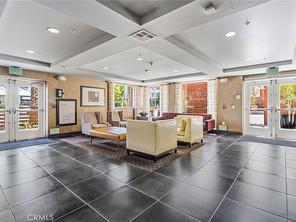 2nd image of 21301 Erwin St Unit 511