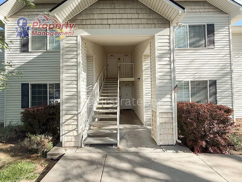 Building Photo - 6350 W Corsair Ln #202