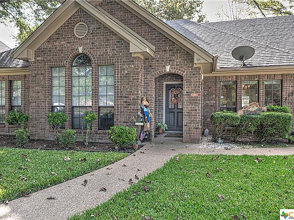 4th image of 2813 Stratford Dr