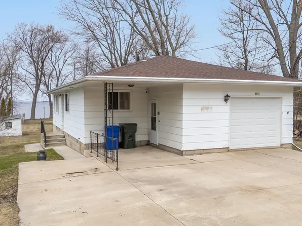 6671 Lasley Shore Dr, Winneconne, WI 54986