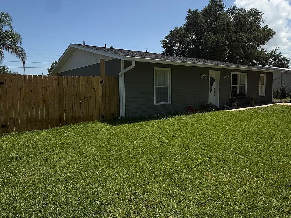 2nd image of 433 20th Street SW