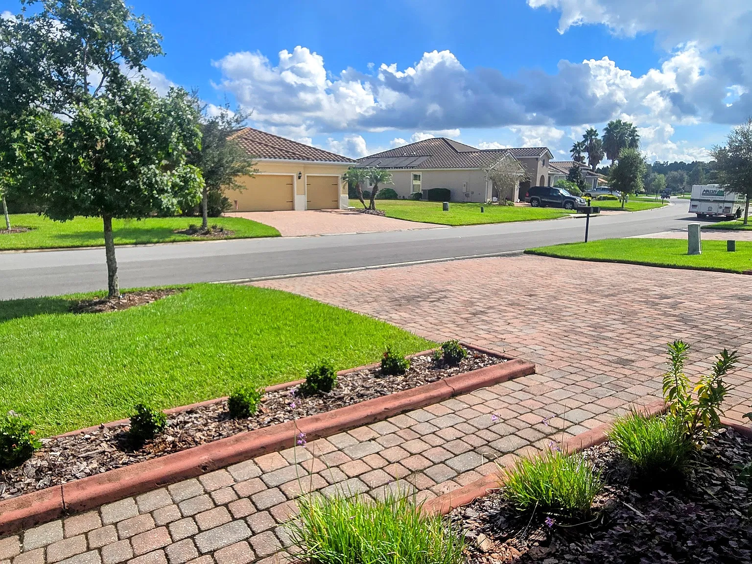 3 bed, 2761 sqft, $2,500 — Photo 4