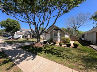 200 Glenlea Ln, Greenville, SC 29617
