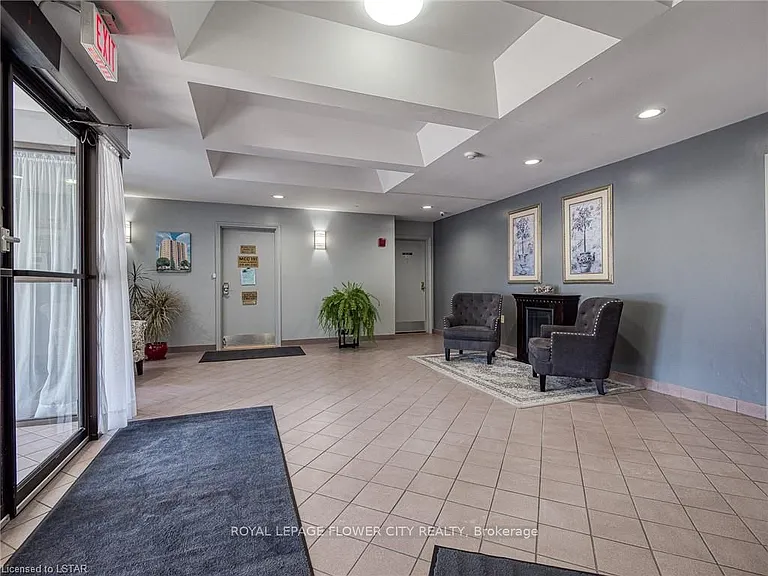 860 Commissioners Rd E #707 — Photo 17