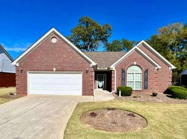 380 Crossroads Dr, Social Circle, GA 30025