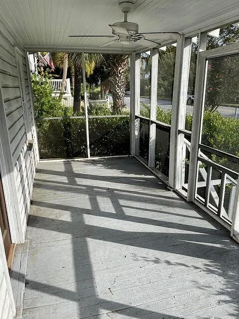 2 bed, 1.0 bath, 1000 sqft, $4,850 — Photo 4
