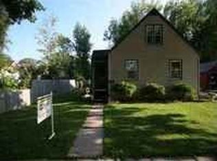 513 Charles St, Reedsburg, WI 53959