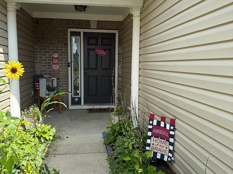 640 Rocky Meadow Dr — Photo 2
