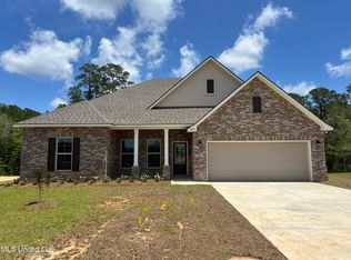 14271 Swan Ridge Cir, Gulfport, MS 39503