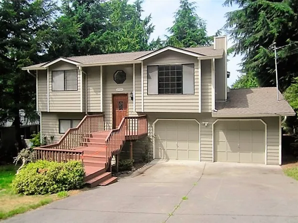 25980 NW Circle Dr S, Poulsbo, WA 98370