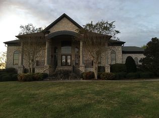 1310 Long Hollow Pike, Gallatin, TN 37066