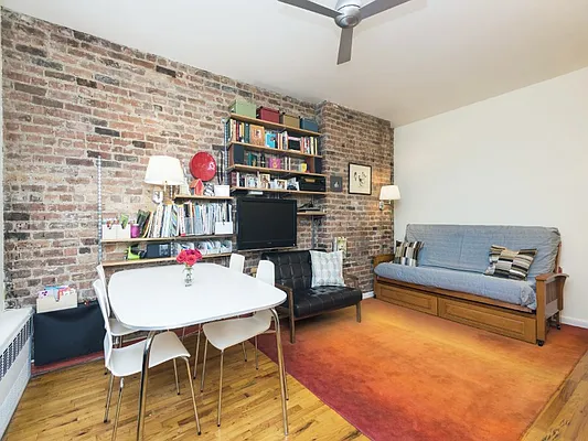 Sold by Sotheby's International Realty | media 2