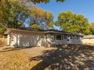 6900 W 7th St, Sioux Falls, SD 57107