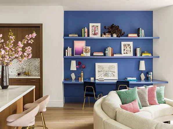 100 Barclay St APT 13B, New York, NY 10007