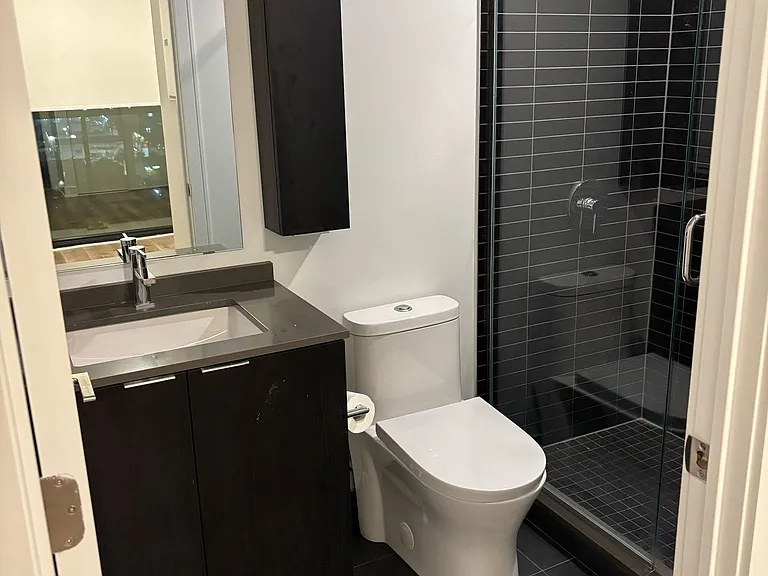 86 Dundas St E #1511 — Photo 8