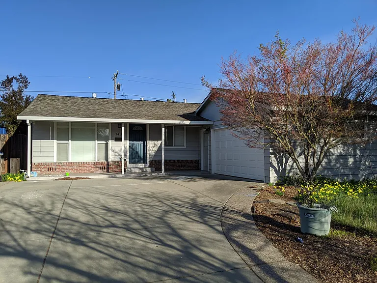 2418 Villanova Rd — Photo 1