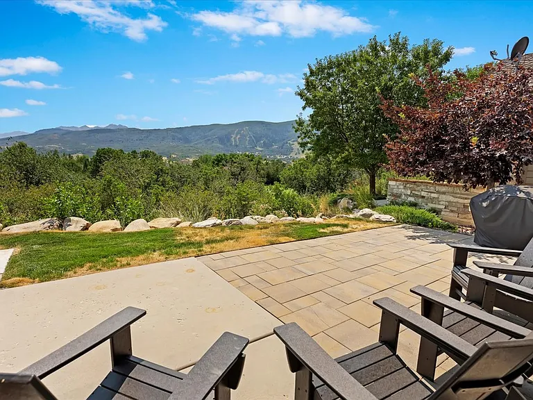 4378 Sunrise Dr — Photo 26