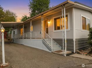 7301 NE 175th St UNIT 215, Kenmore, WA 98028