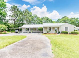 69 Forrest Ave, Wetumpka, AL 36092