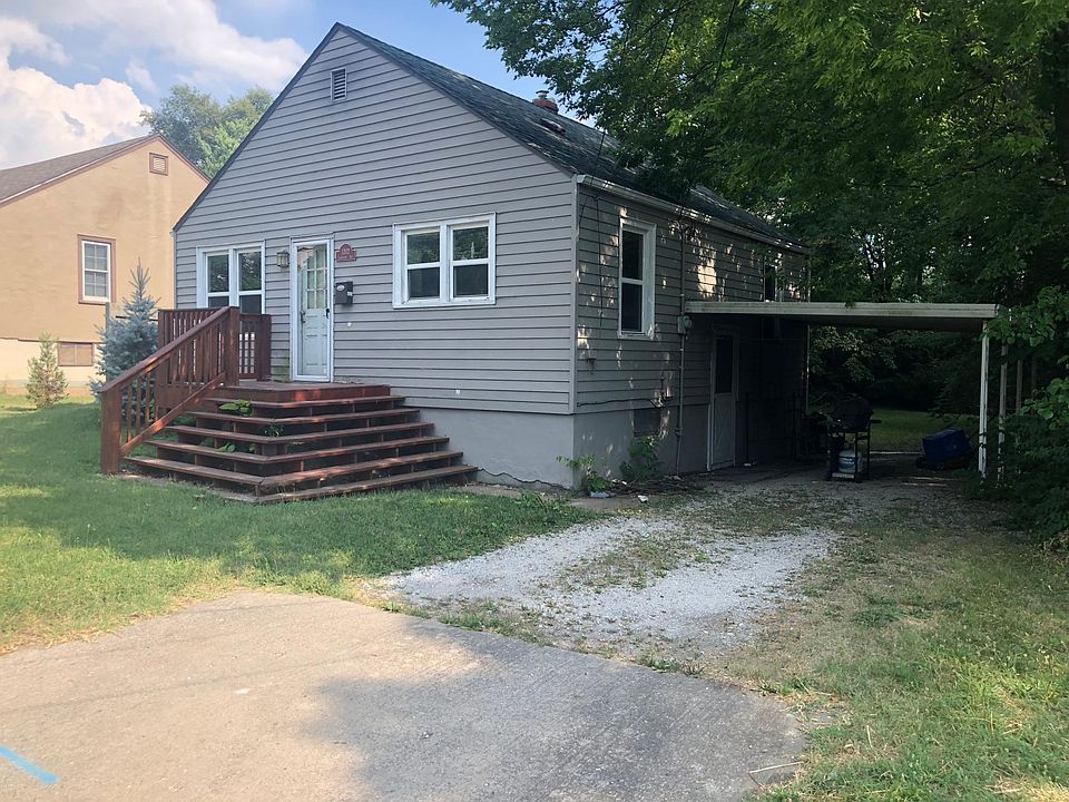 2nd image of 1202 Lakeview Ave