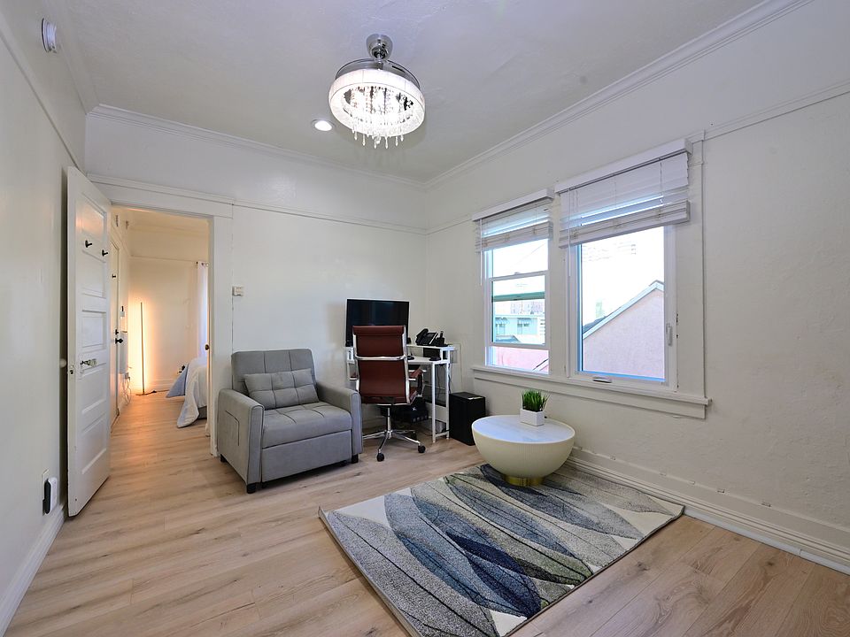 Extremely bright fully upgraded with ocean view from private balcony