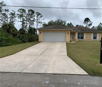 816 Henry Ave, Lehigh Acres, FL, 33972