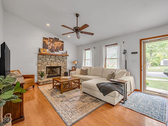 3rd image of 4501 Saron Dr