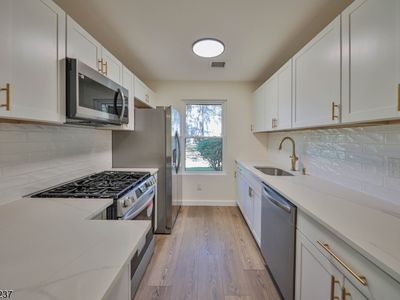 2015 Spruce Hills Dr, Glen Gardner, NJ, 08826