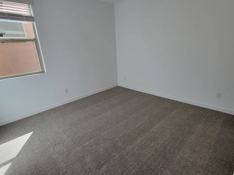 9125 W Montecito Ave — Photo 7