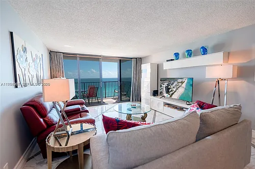 2201 S Ocean Dr #1002 Photo 1