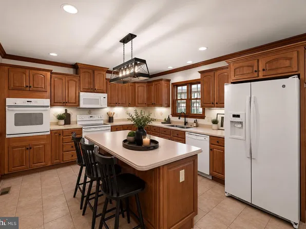 12 Marathon Dr, Seaford, DE 19973