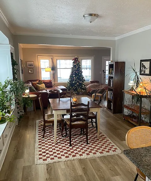 2100 Wyandotte Ave #UP — Photo 3