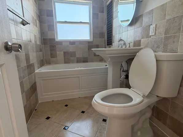 2066 S Belcher Rd, Clearwater, FL 33764