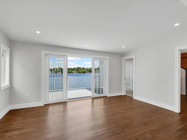 46 Sycamore Rd — Photo 19