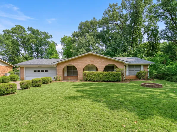 2810 Teakwood Dr, Longview, TX 75605