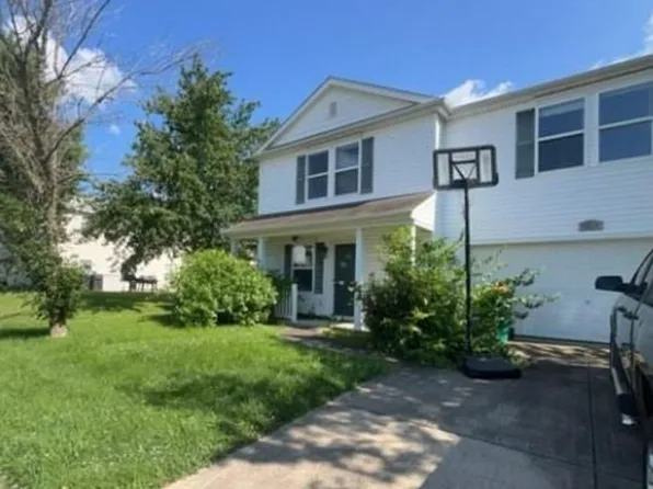 1504 Autumn Lakes Ln, Mascoutah, IL 62258