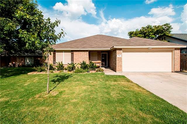 1st image of 712 Hallvale Dr