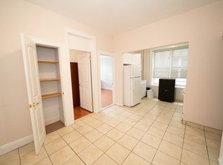 22-59 27th St #2A, Astoria, NY 11105