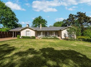 1534 Junior Dr, Dallas, TX 75208