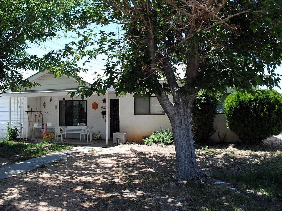 1st image of 3325 La Veta Dr NE