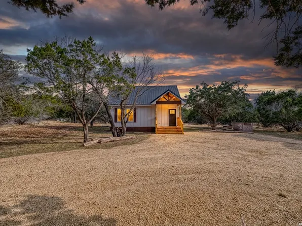 60 Loop, Uvalde, TX 78801