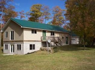 2013 River Rd, Gulliver, MI 49840