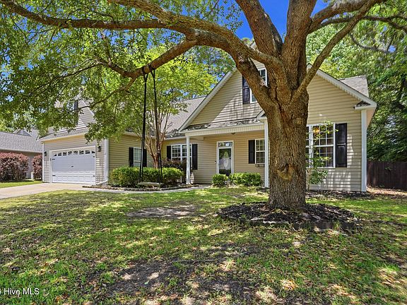 2nd image of 103 Southern Magnolia Court