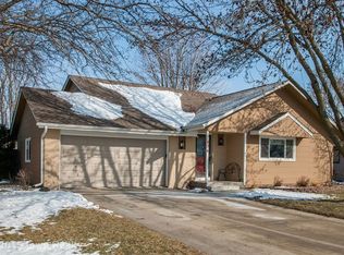 826 SE 10th St, Ankeny, IA 50021