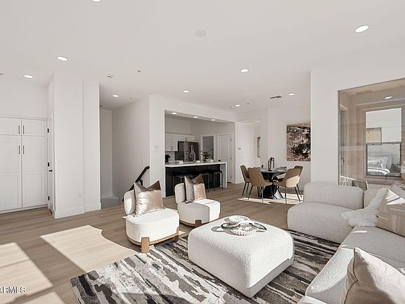 5th image of 19475 N GRAYHAWK Drive #2116