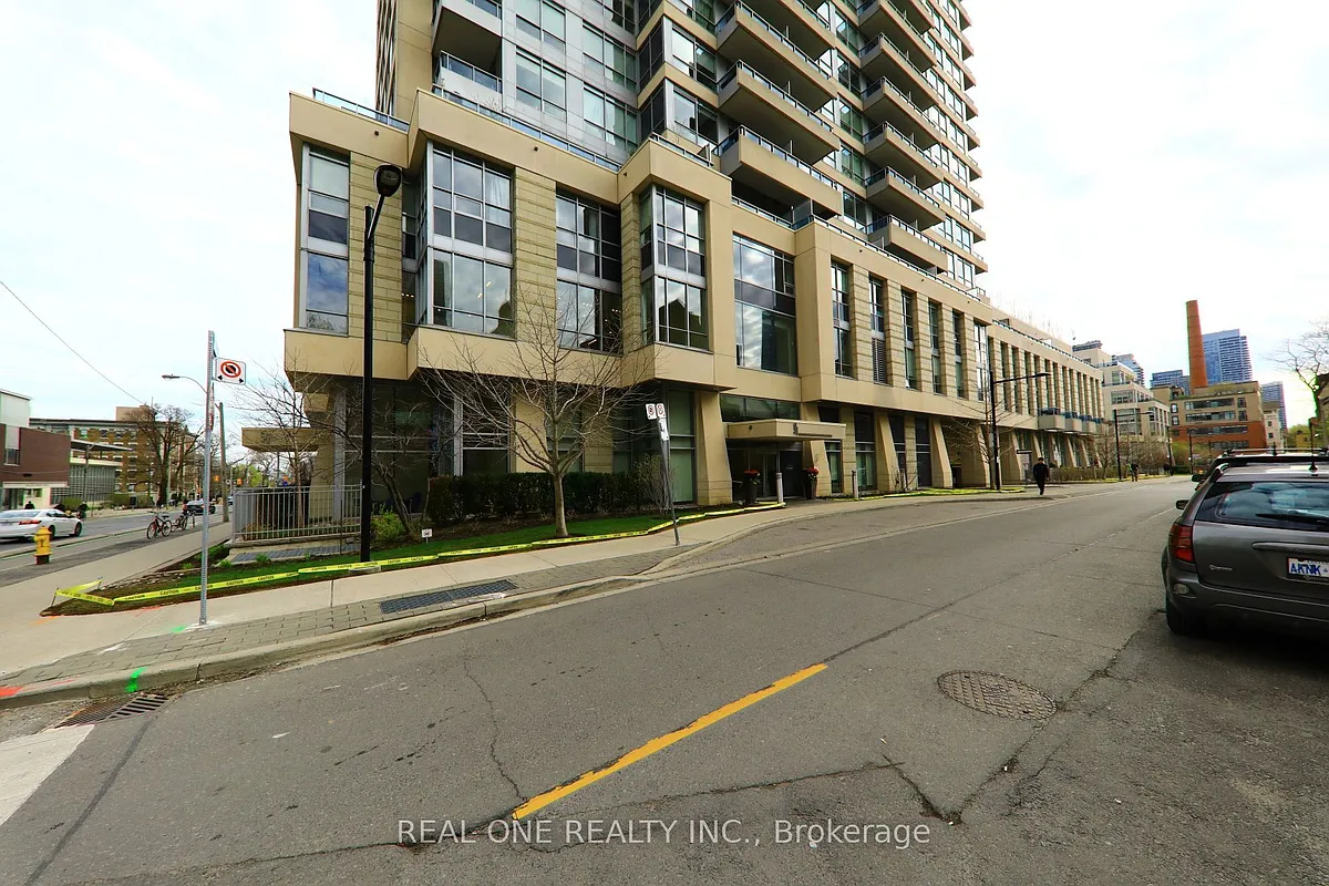 Building Photo - 500 Sherbourne St #506