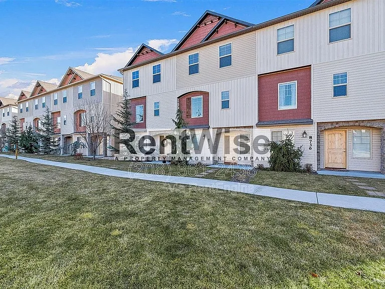 8732 W Pine Valley Ln — Photo 4