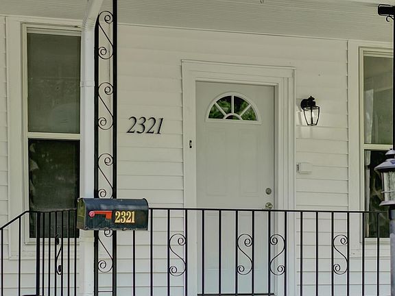 4th image of 2321 S 10th St
